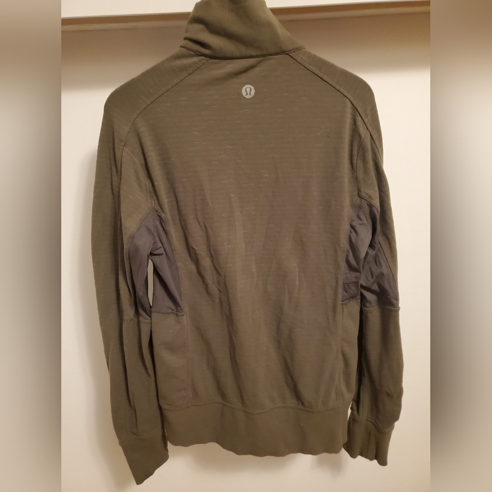 Vintage Lululemon Luon Vent Tech Full Zip Jacket Pocket. Green, grey. Y2k. - Picture 2 of 10